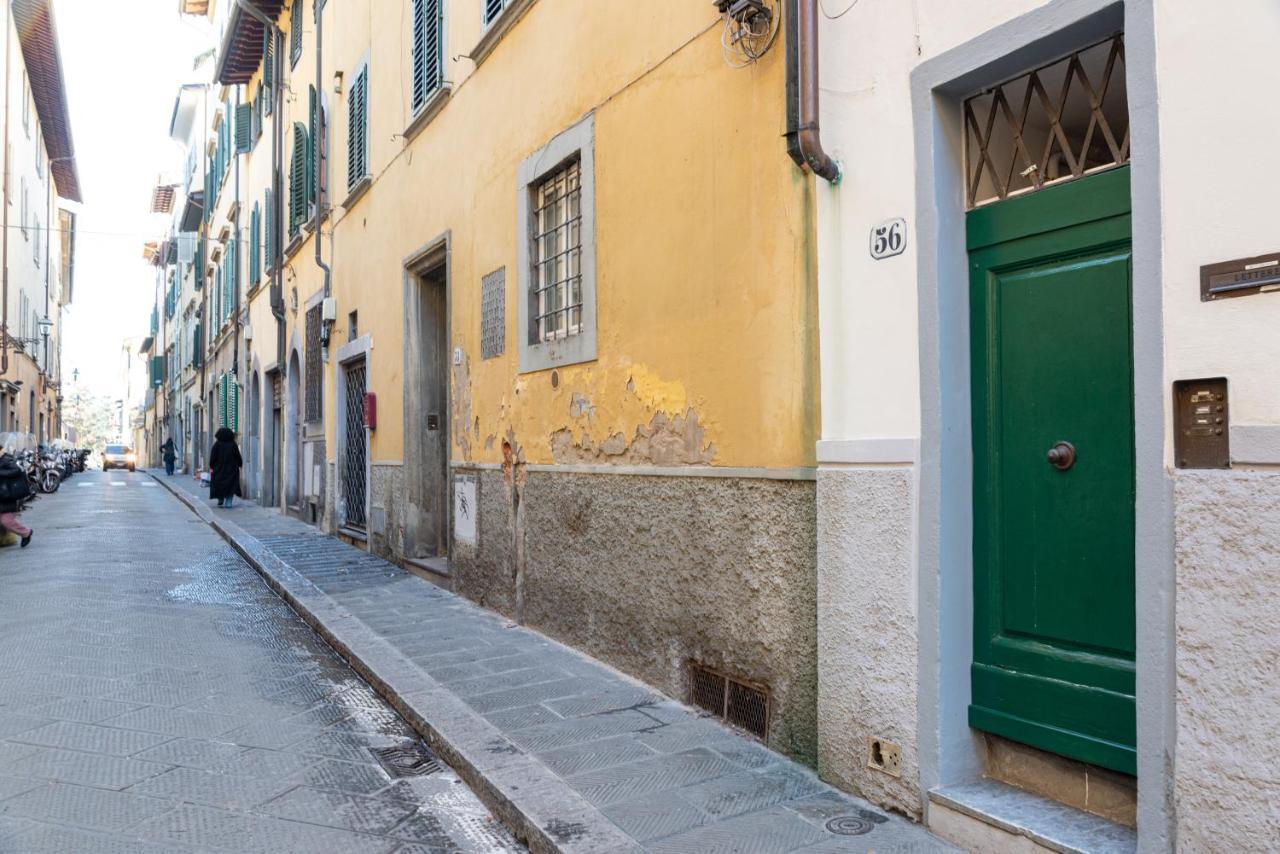 Oltrarno Dreaming Apartment